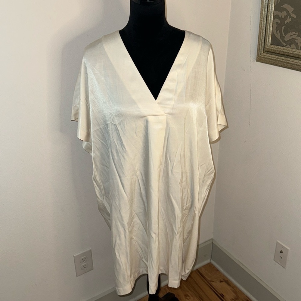 H & M ivory satin tunic shift dress Sz M kimono short sleeves